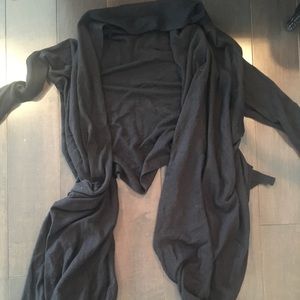 Drapey black cardigan in cashmere mix (soft!)